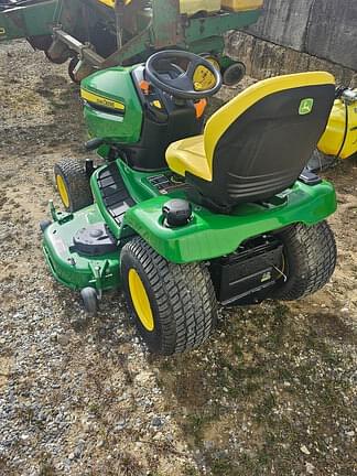 Image of John Deere X380 equipment image 4