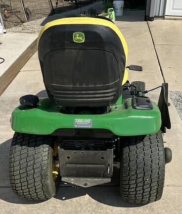 Image of John Deere X380 equipment image 2