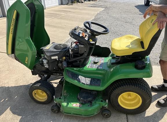 Image of John Deere X380 equipment image 1