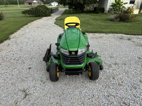 Image of John Deere X380 equipment image 4