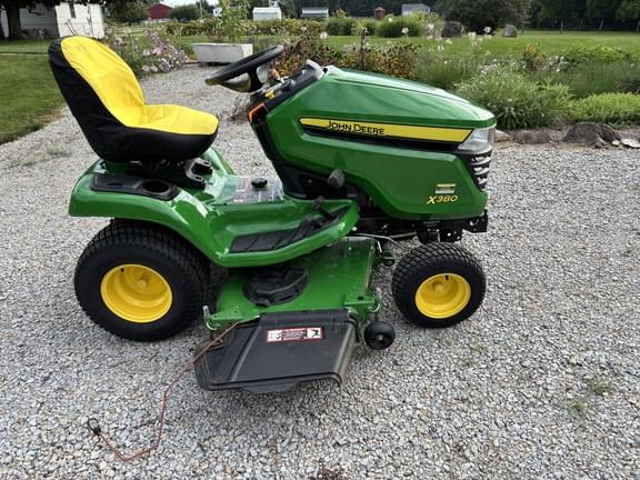 Image of John Deere X380 equipment image 2