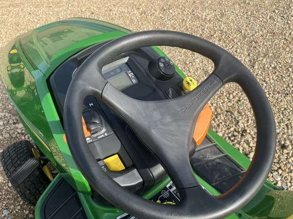 Image of John Deere X380 equipment image 1