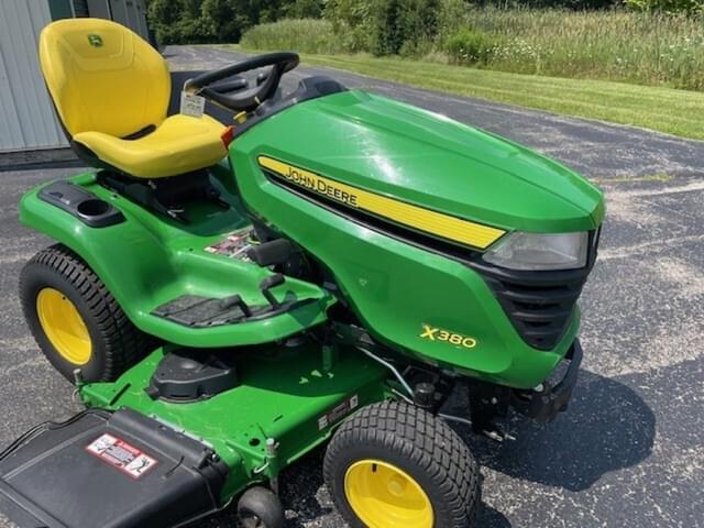 Image of John Deere X380 equipment image 1