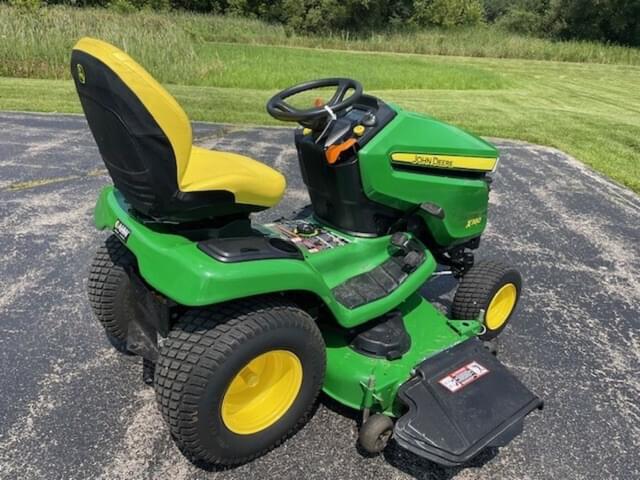 Image of John Deere X380 equipment image 3