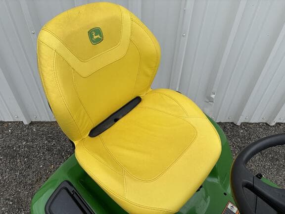 Image of John Deere X380 equipment image 2