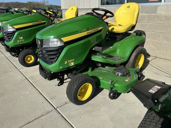 Image of John Deere X380 equipment image 1