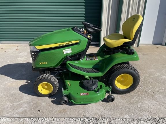 2024 John Deere X380 Image