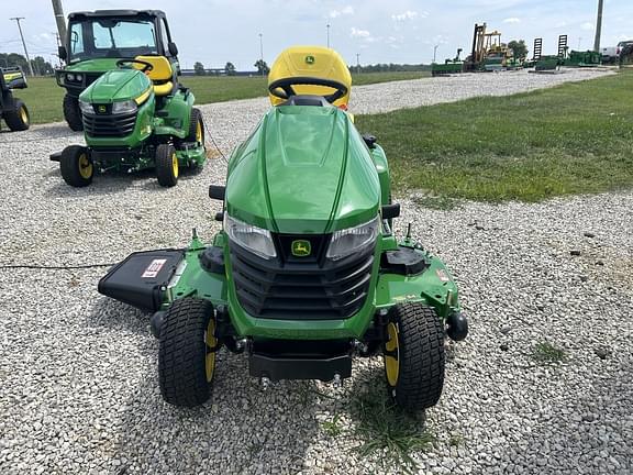 Image of John Deere X380 equipment image 1