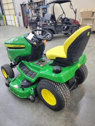 Image of John Deere X380 equipment image 2