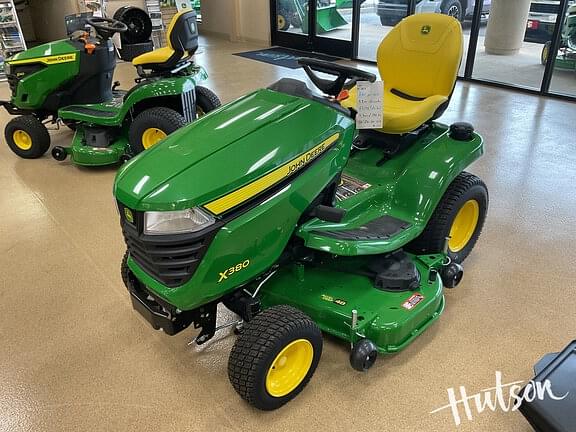 Image of John Deere X380 equipment image 1