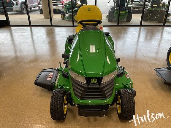 Image of John Deere X380 equipment image 2