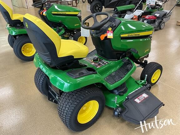 Image of John Deere X380 equipment image 4