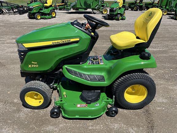 Image of John Deere X390 Image 0
