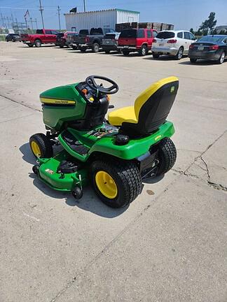 Image of John Deere X390 equipment image 3