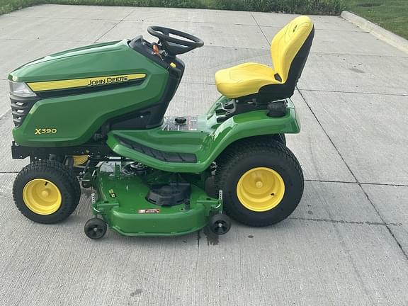 Image of John Deere X390 Primary image