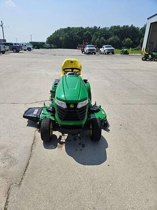 Image of John Deere X390 equipment image 1