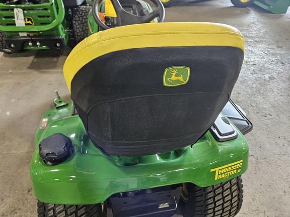 Image of John Deere X390 equipment image 3