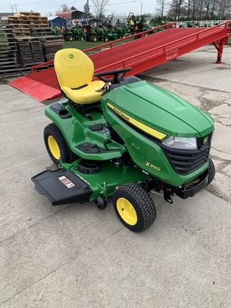 Image of John Deere X390 Primary image