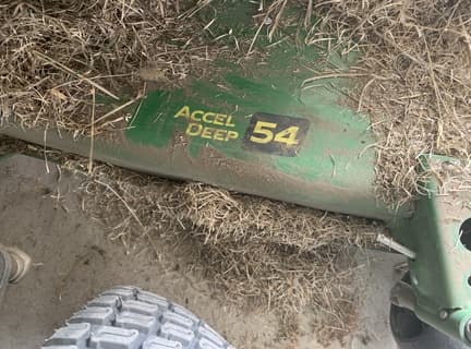 Image of John Deere X390 equipment image 3