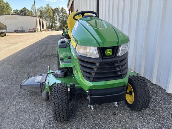 Image of John Deere X390 equipment image 2