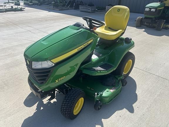 Image of John Deere X390 Primary image