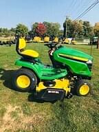 Image of John Deere X390 equipment image 3