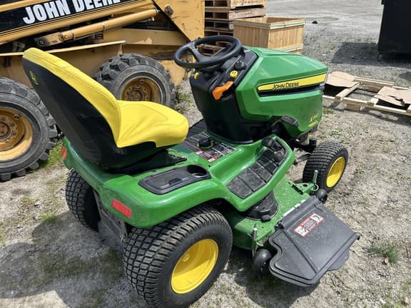Image of John Deere X390 equipment image 4
