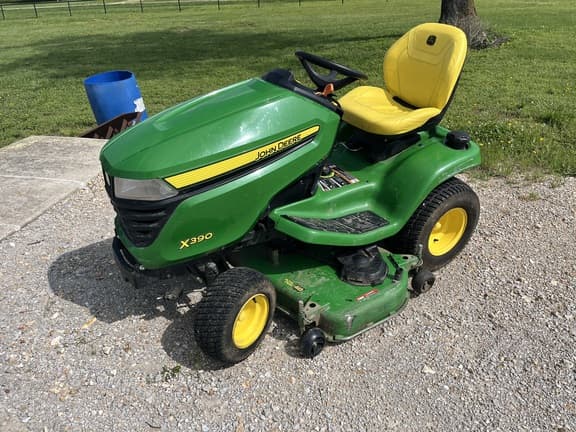 Image of John Deere X390 Primary image