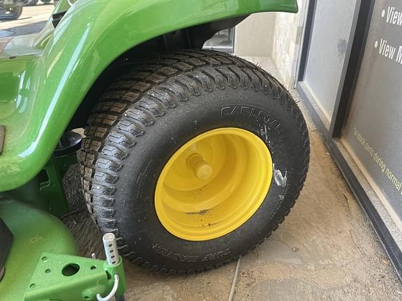 Image of John Deere X390 equipment image 3