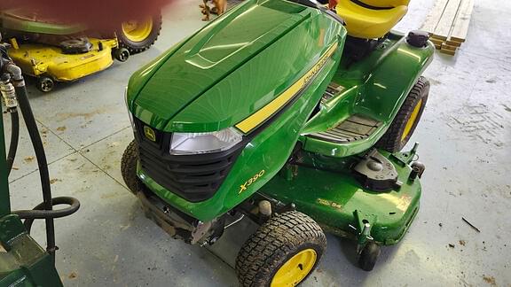 Image of John Deere X390 Image 1