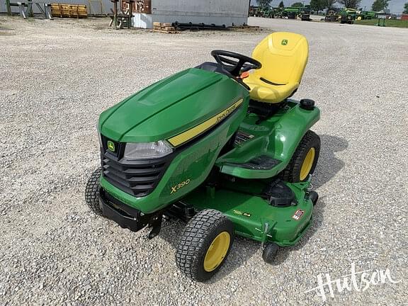 Image of John Deere X390 equipment image 2