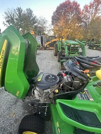 Image of John Deere X390 equipment image 4