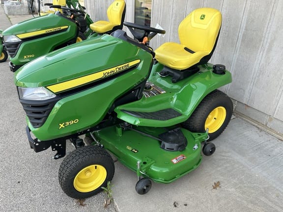 2024 John Deere X390 Equipment Image0