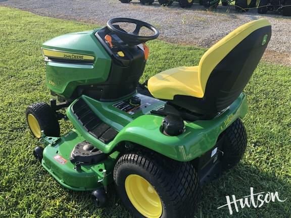 Image of John Deere X390 equipment image 1