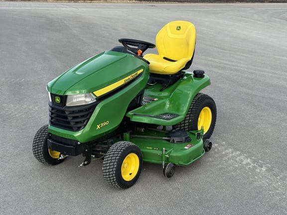 2024 John Deere X390 Equipment Image0