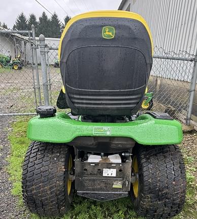 Image of John Deere X390 equipment image 1