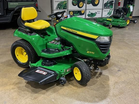 Image of John Deere X570 equipment image 1