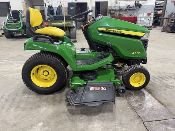 Image of John Deere X570 equipment image 1