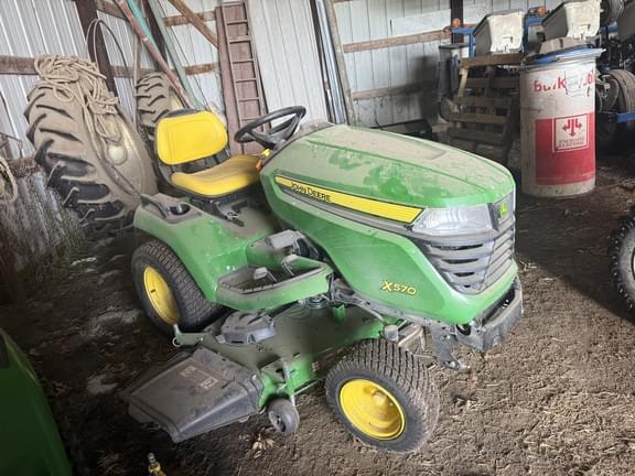 Image of John Deere X570 equipment image 2