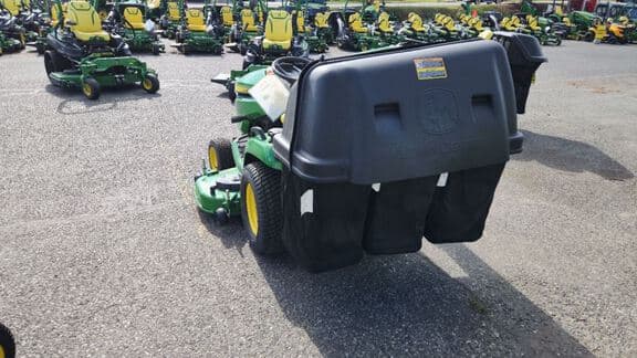 Image of John Deere X570 equipment image 2