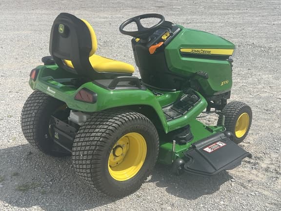 Image of John Deere X570 equipment image 2