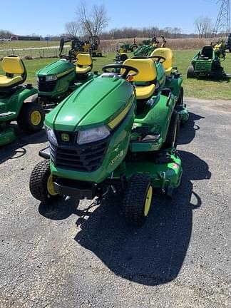 Image of John Deere X570 equipment image 1