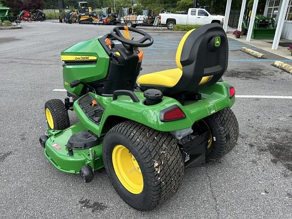 Image of John Deere X570 equipment image 4