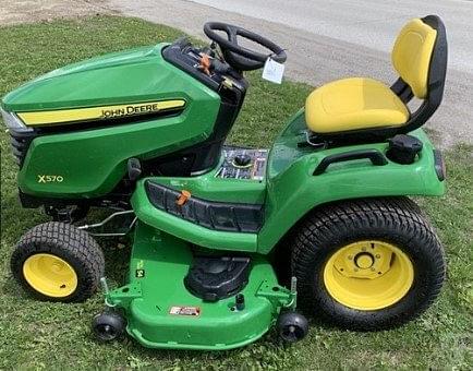 Image of John Deere X570 equipment image 1