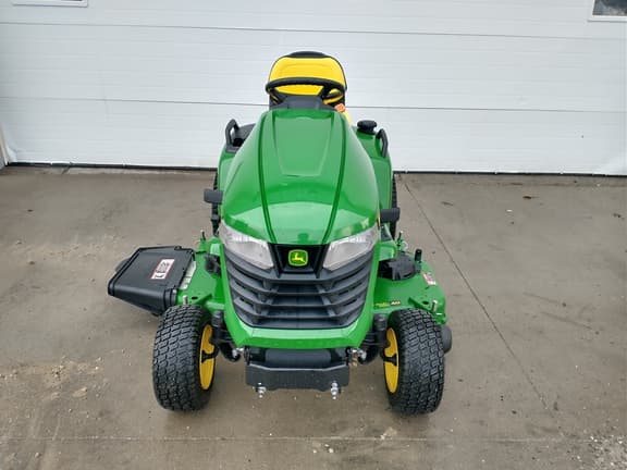 Image of John Deere X570 equipment image 2