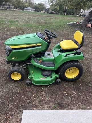 2024 John Deere X570 Equipment Image0
