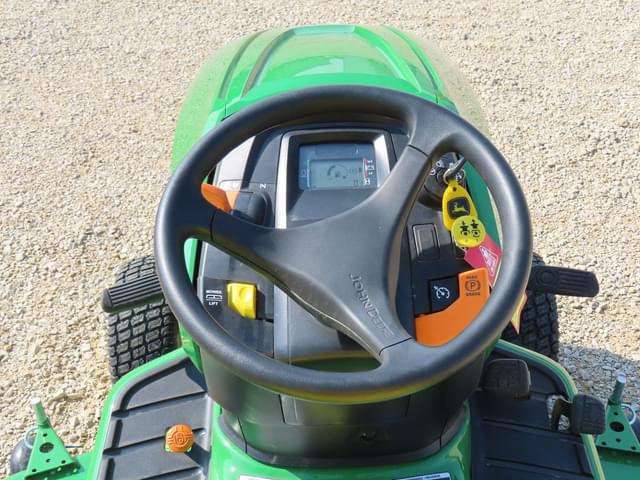 Image of John Deere X570 equipment image 3