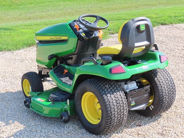 Image of John Deere X570 equipment image 4