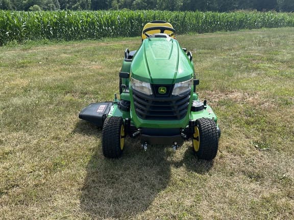 Image of John Deere X570 equipment image 2