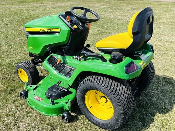 Image of John Deere X570 equipment image 4